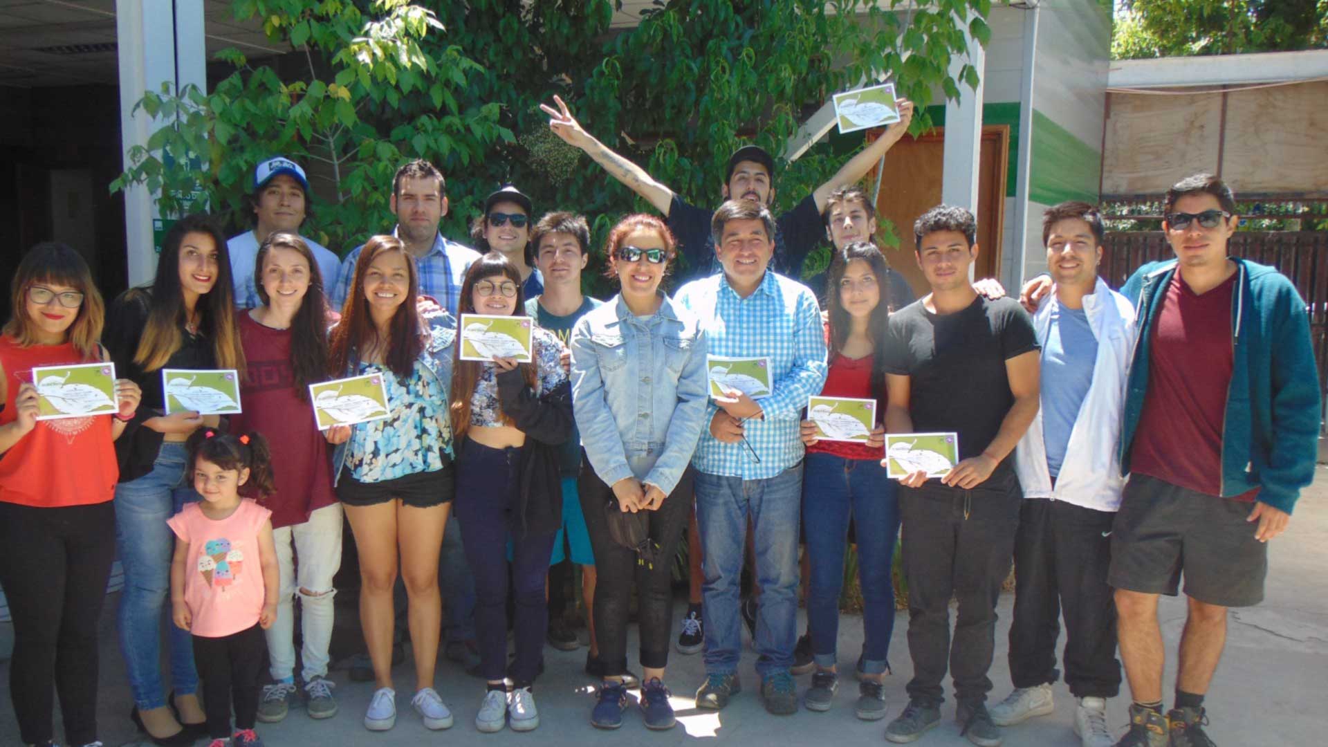 Estudiantes de Ecoturismo reciben certificados NOLS