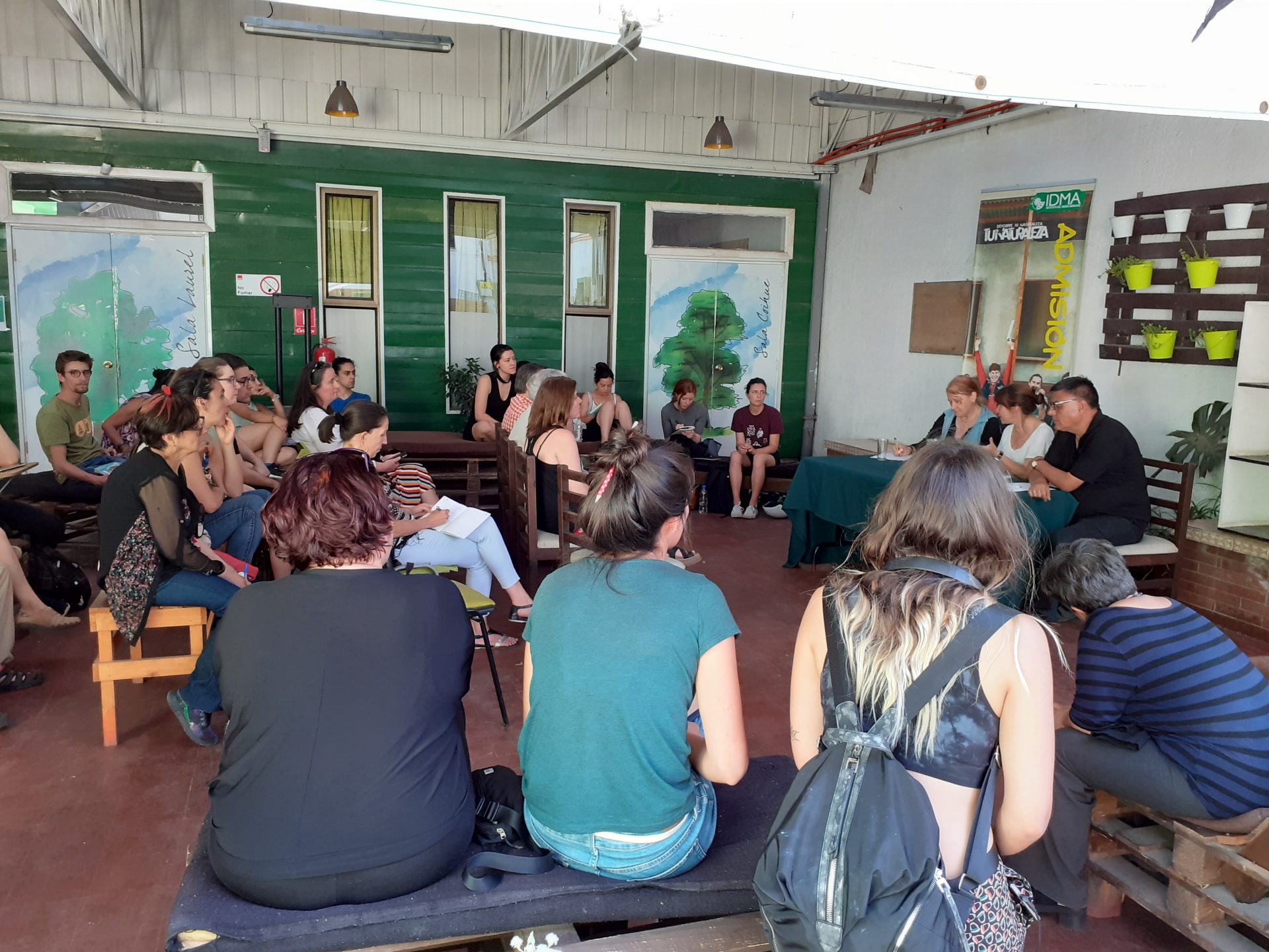 Ecofeminista Yayo Herrero sostiene diversos encuentros en IDMA